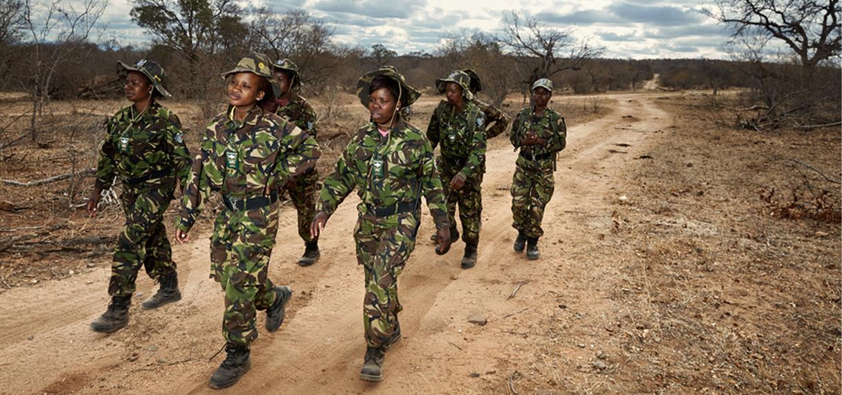 Black Mambas på patrulje i Sydafrika