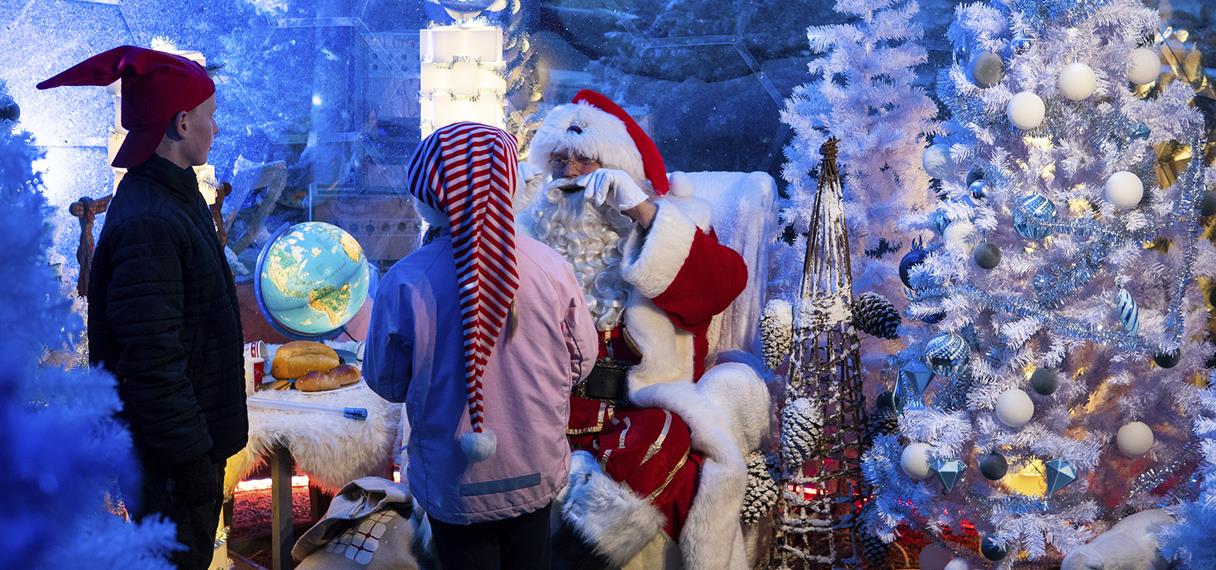 Jul i Zoo med verdens hyggeligste julemand